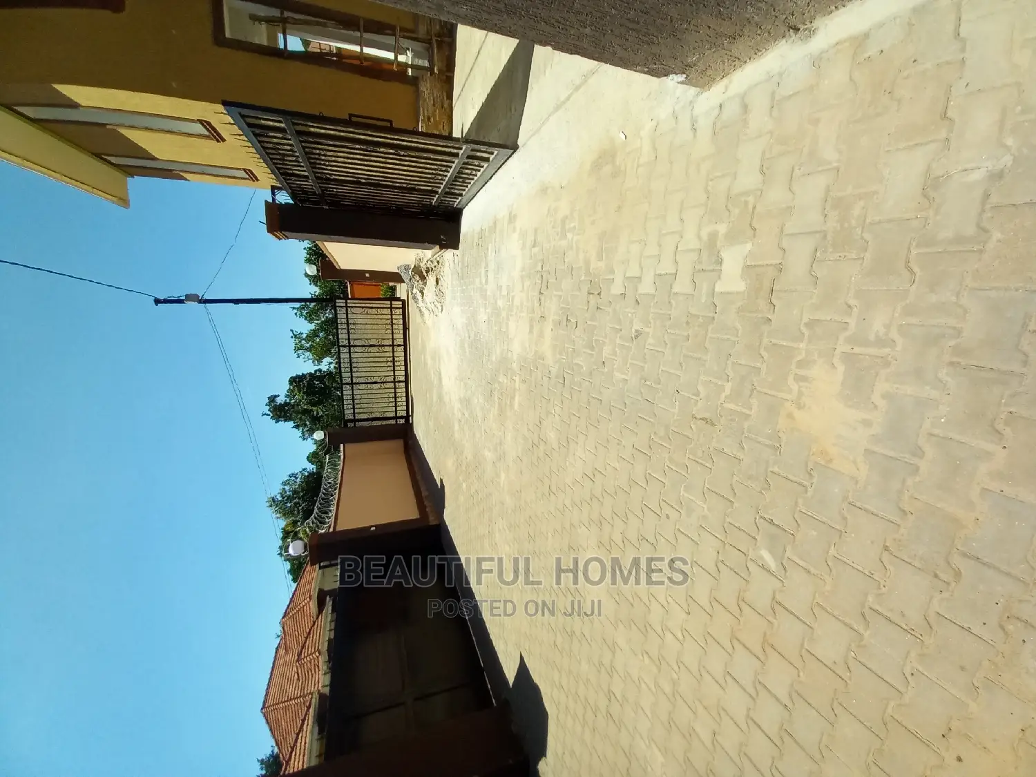 Furnished 4bdrm Duplex in Kisaasi, Central Division for Sale