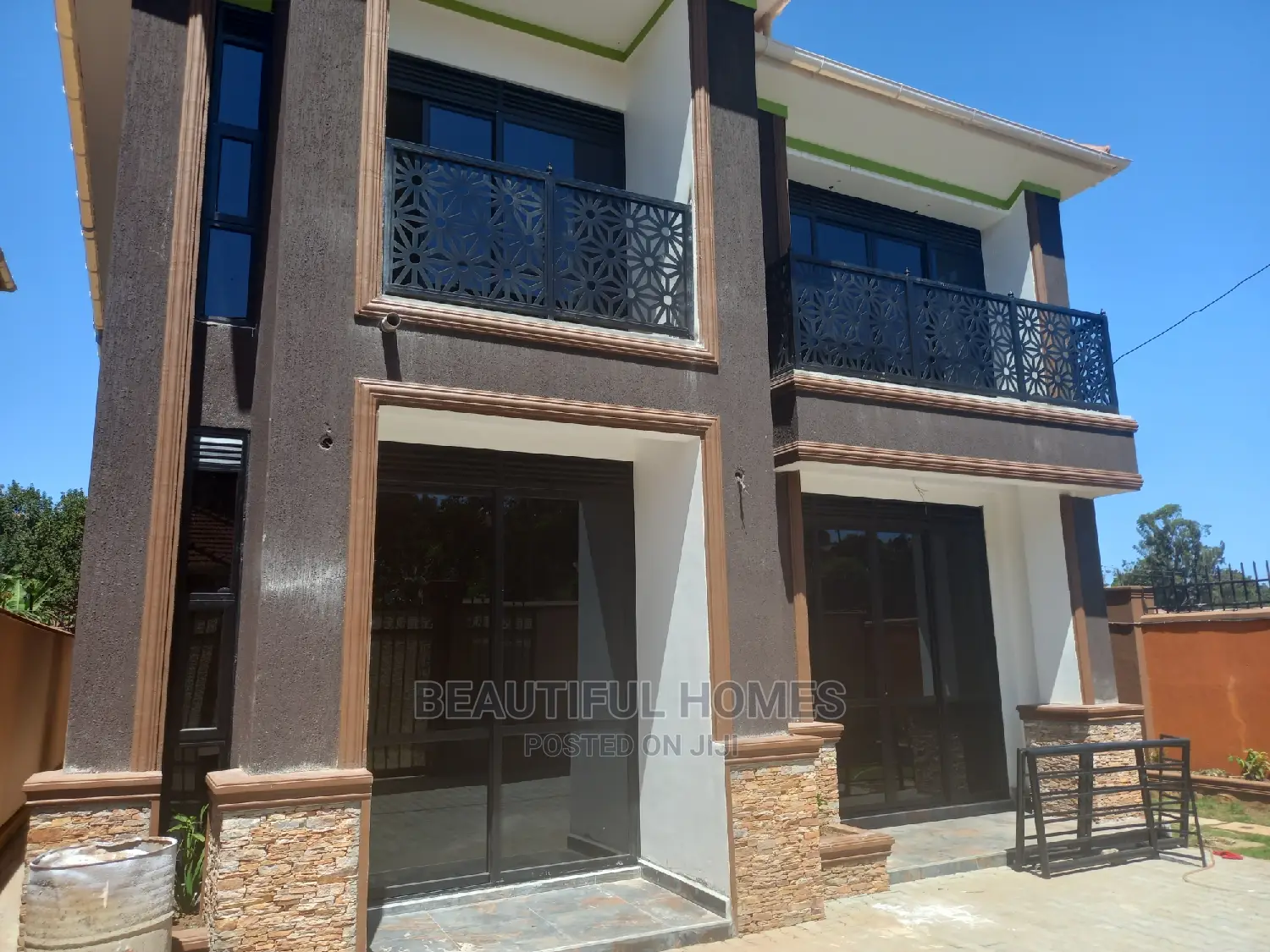 Furnished 4bdrm Duplex in Kisaasi, Central Division for Sale