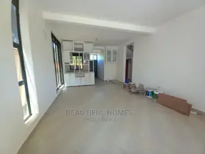 Furnished 5bdrm Duplex in Kisaasi, Central Division for Sale