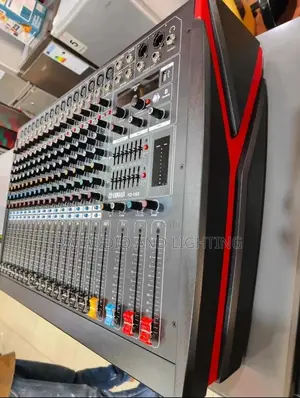 Yamaha 16channnel Power Mixer
