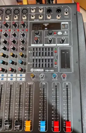 Yamaha 16channnel Power Mixer