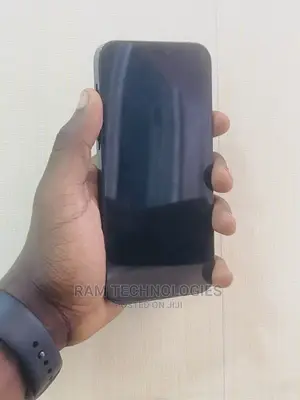 Photo - Apple iPhone 12 Pro 128 GB Blue