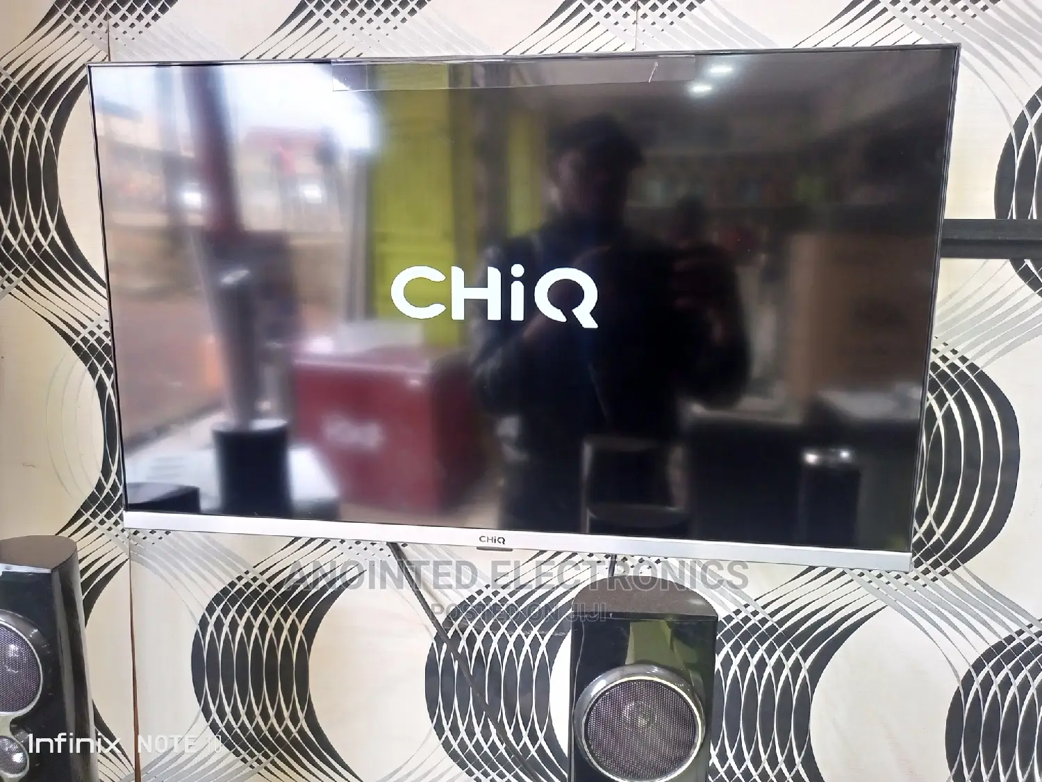 Chiq 32" Flameless Digital