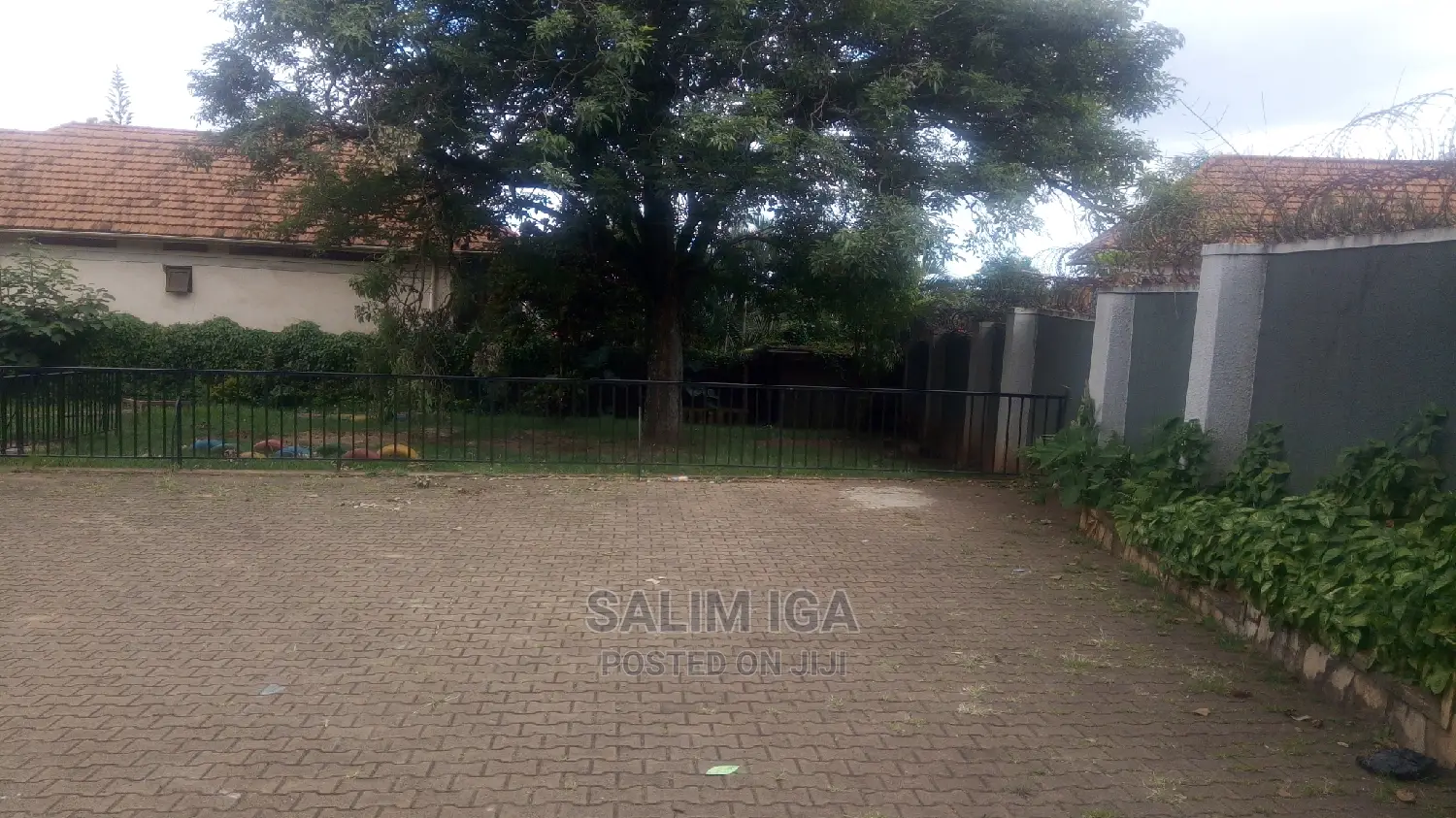 5bdrm Bungalow in Kololo Property, Central Division for Rent