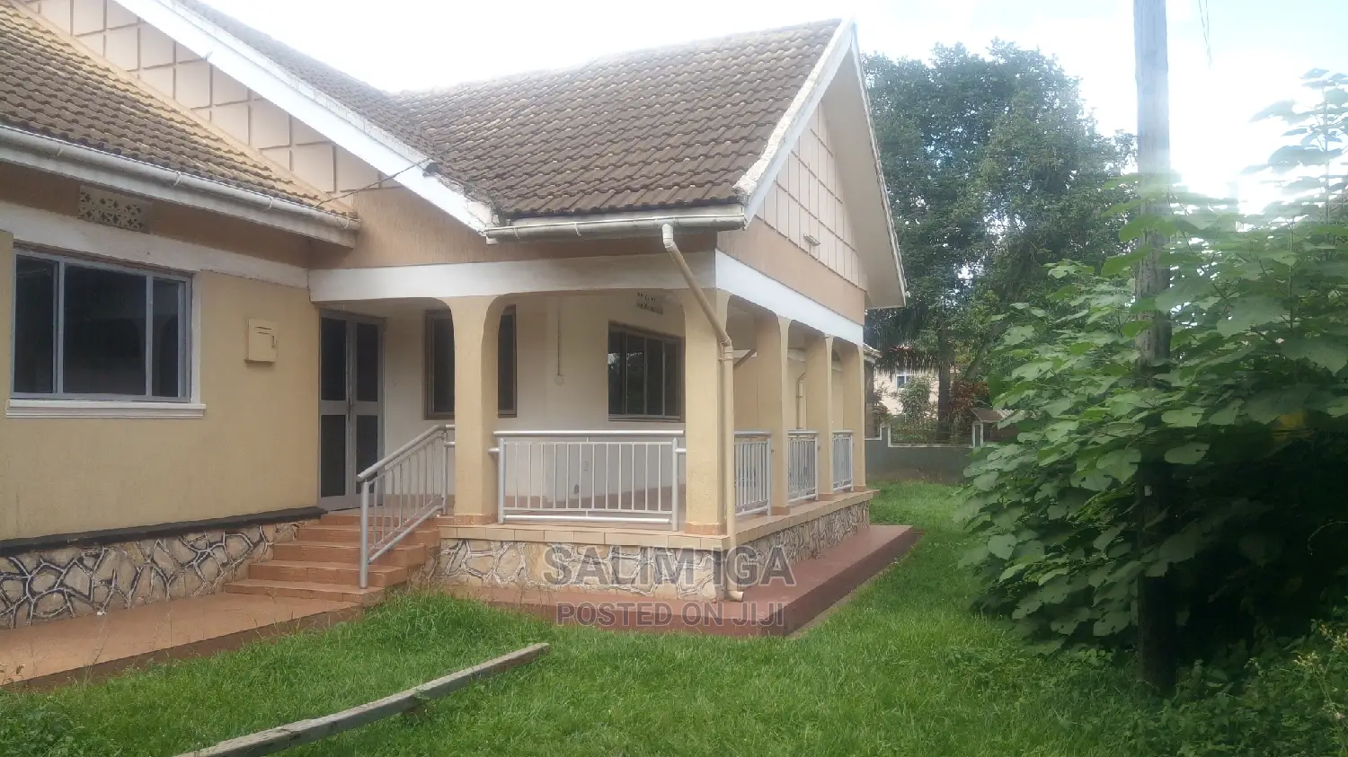 5bdrm Bungalow in Kololo Property, Central Division for Rent