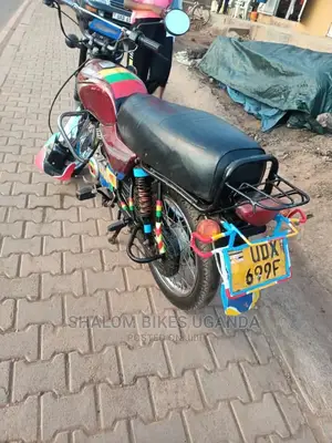 Bajaj Boxer 2015 Red