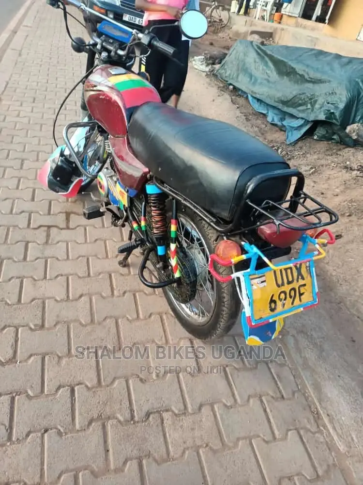 Bajaj Boxer 2015 Red