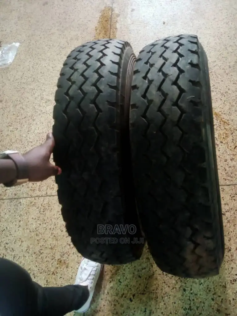USED TYRES DUNLOP 7.50-16 in Good Condition Full Set of 4