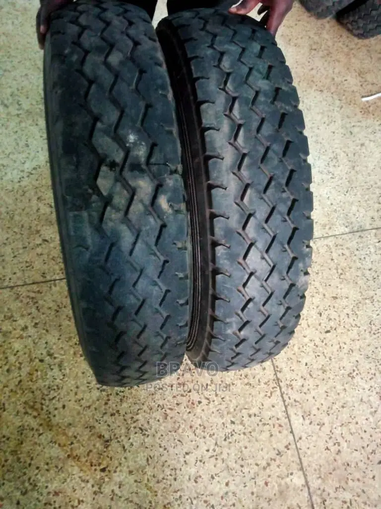 DUNLOP Tyres Used 7.50-16 Nissan Patrol, Canter, Elf.
