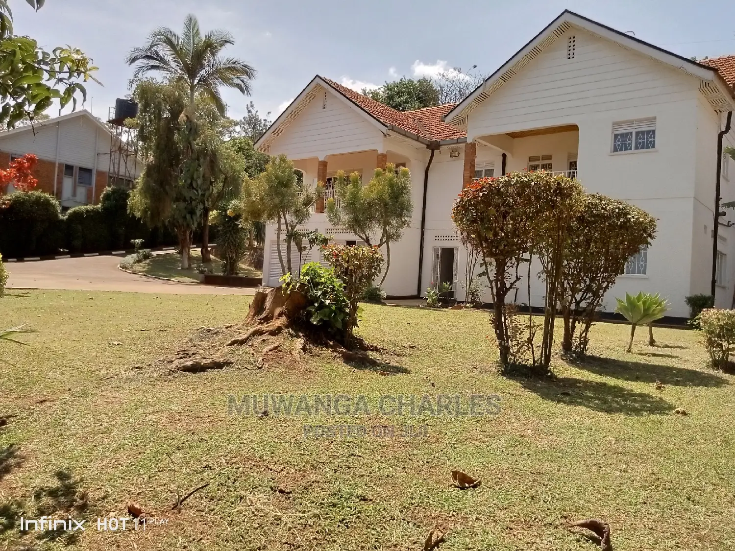 6bdrm Duplex in Fs Properties Ltd, Division a for Sale