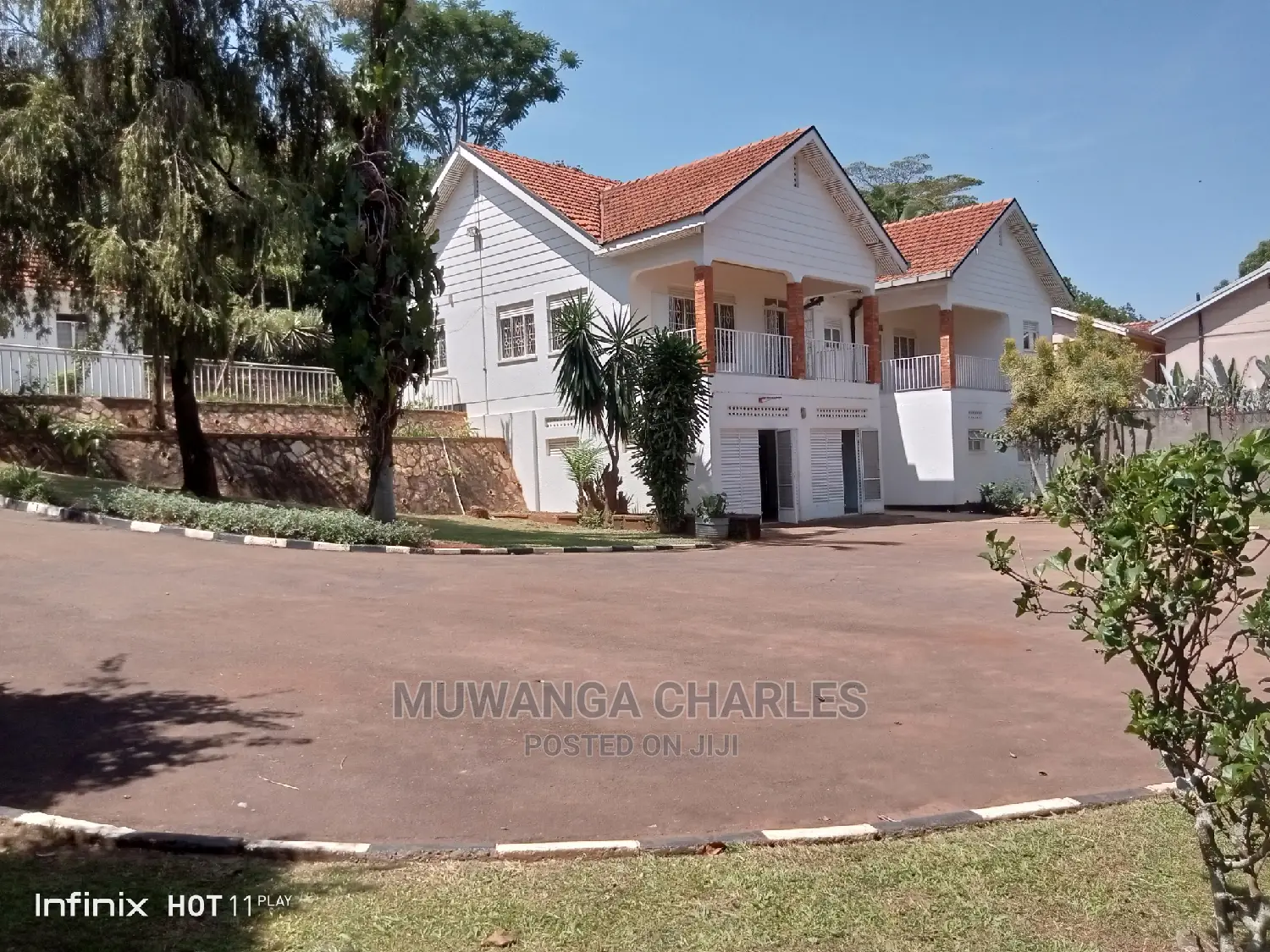 6bdrm Duplex in Fs Properties Ltd, Division a for Sale
