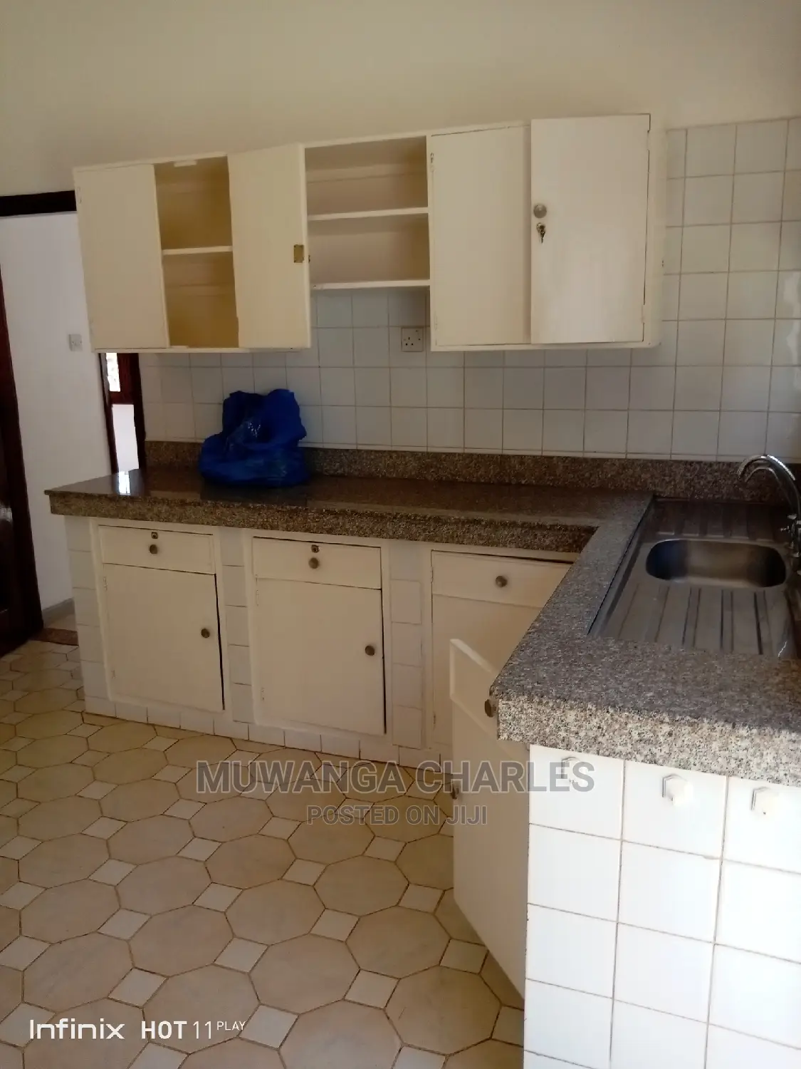 6bdrm Duplex in Fs Properties Ltd, Division a for Sale
