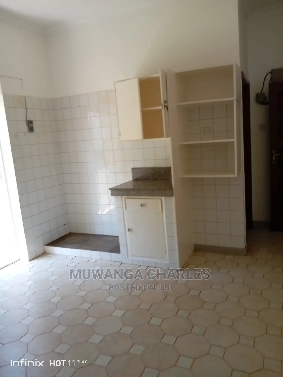 6bdrm Duplex in Fs Properties Ltd, Division a for Sale