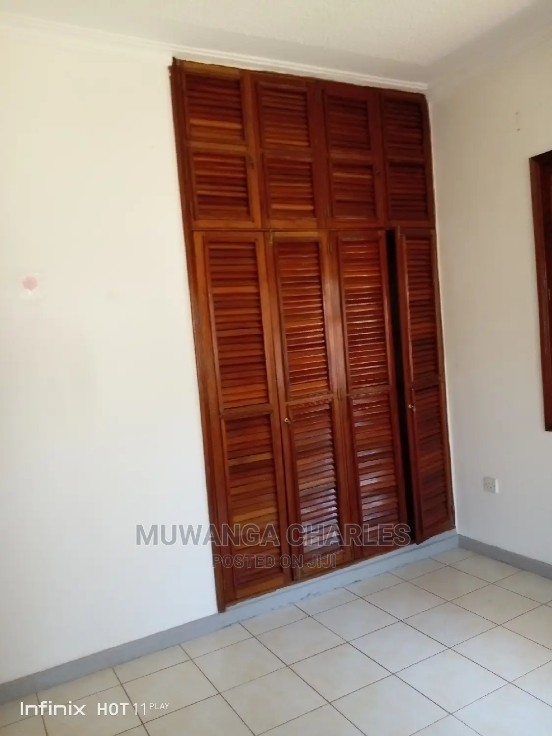 6bdrm Duplex in Fs Properties Ltd, Division a for Sale
