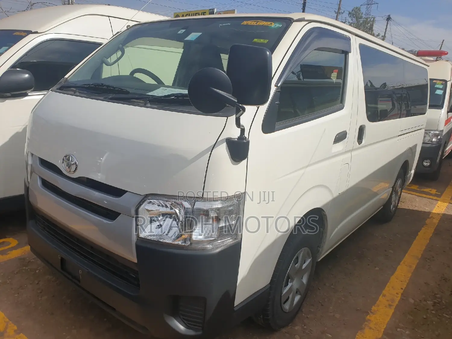 Toyota Grand HiAce 2017 White