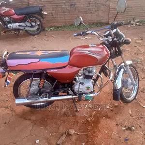 Bajaj Boxer 2021 Brown