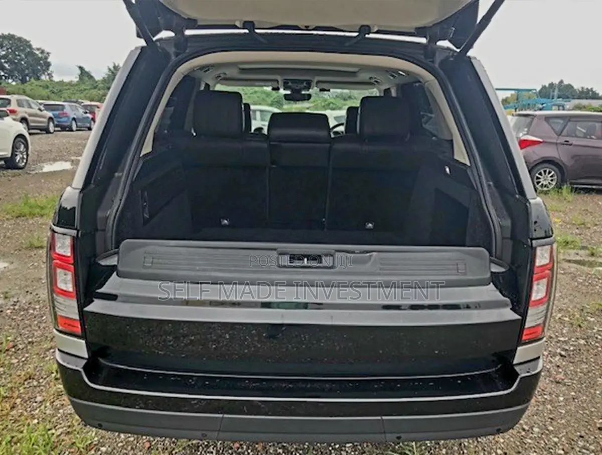Land Rover Range Rover Vogue 2017 Black