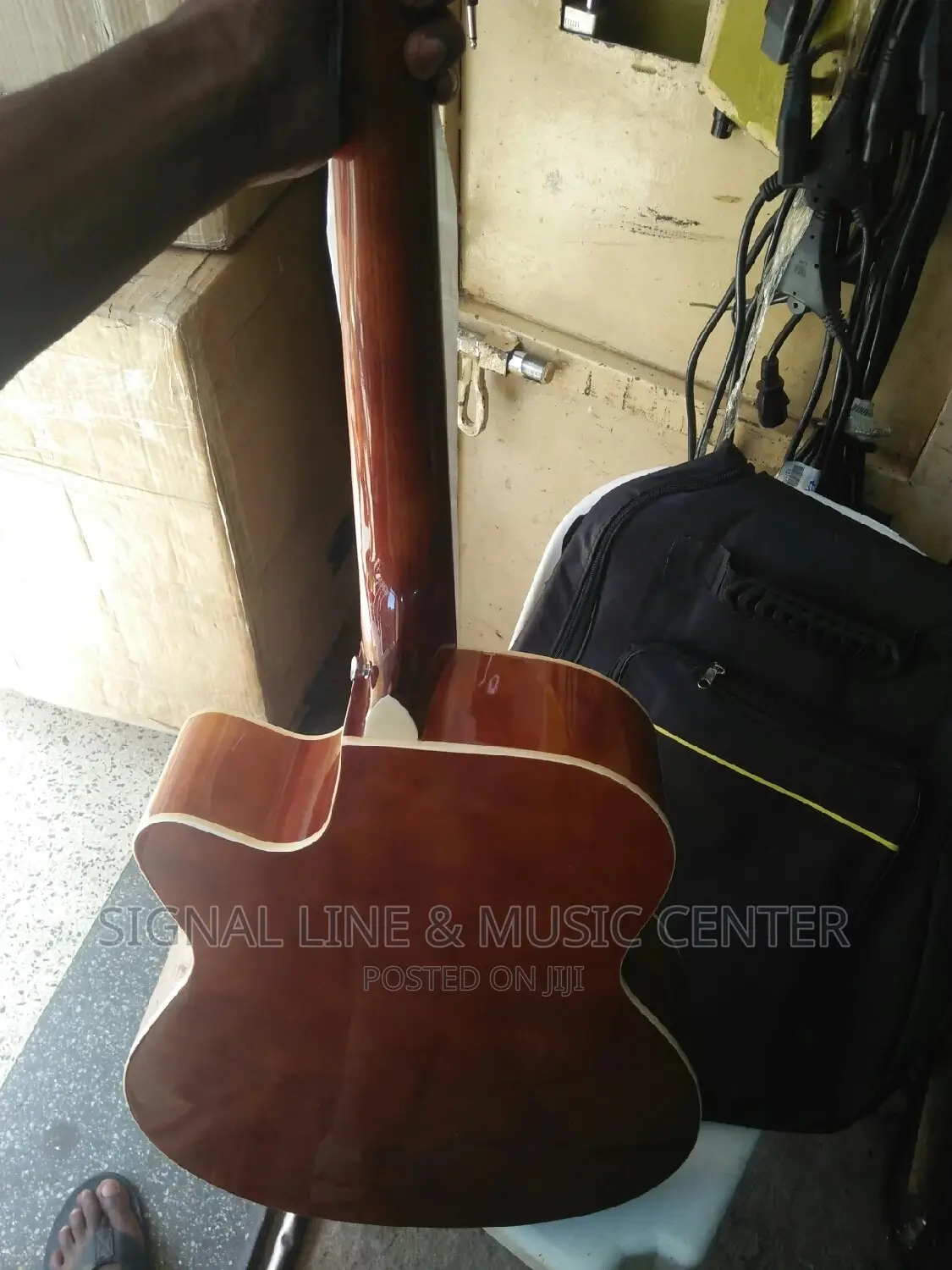 Ibanez Acoustic Guitar Powered