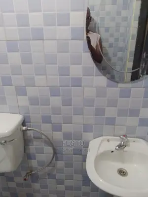 1bdrm Room & Parlour in Hoima for rent