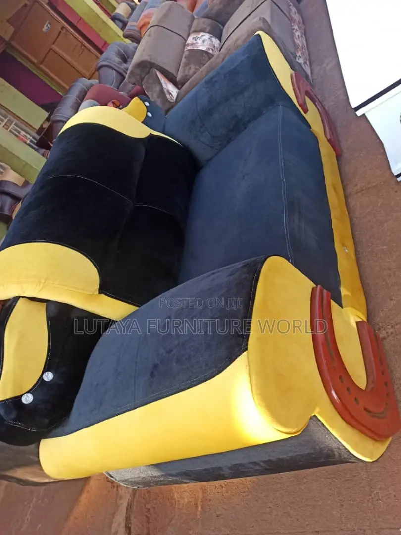 Sofas for Sale in Good Materials