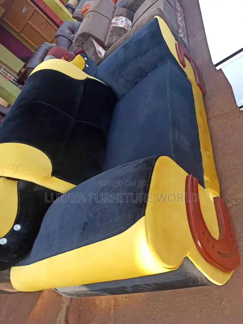 Sofas for Sale in Good Materials