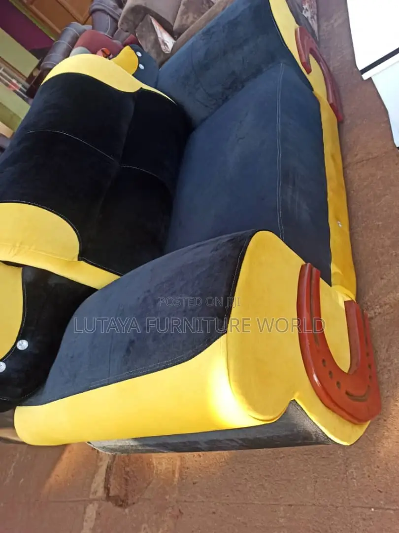 Sofas for Sale in Good Materials