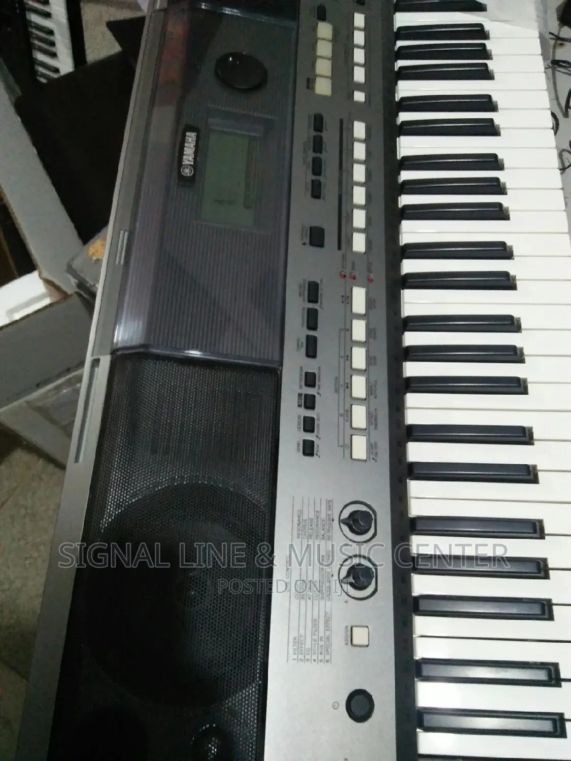 Yamaha Keyboard PSR E443 Uk Used
