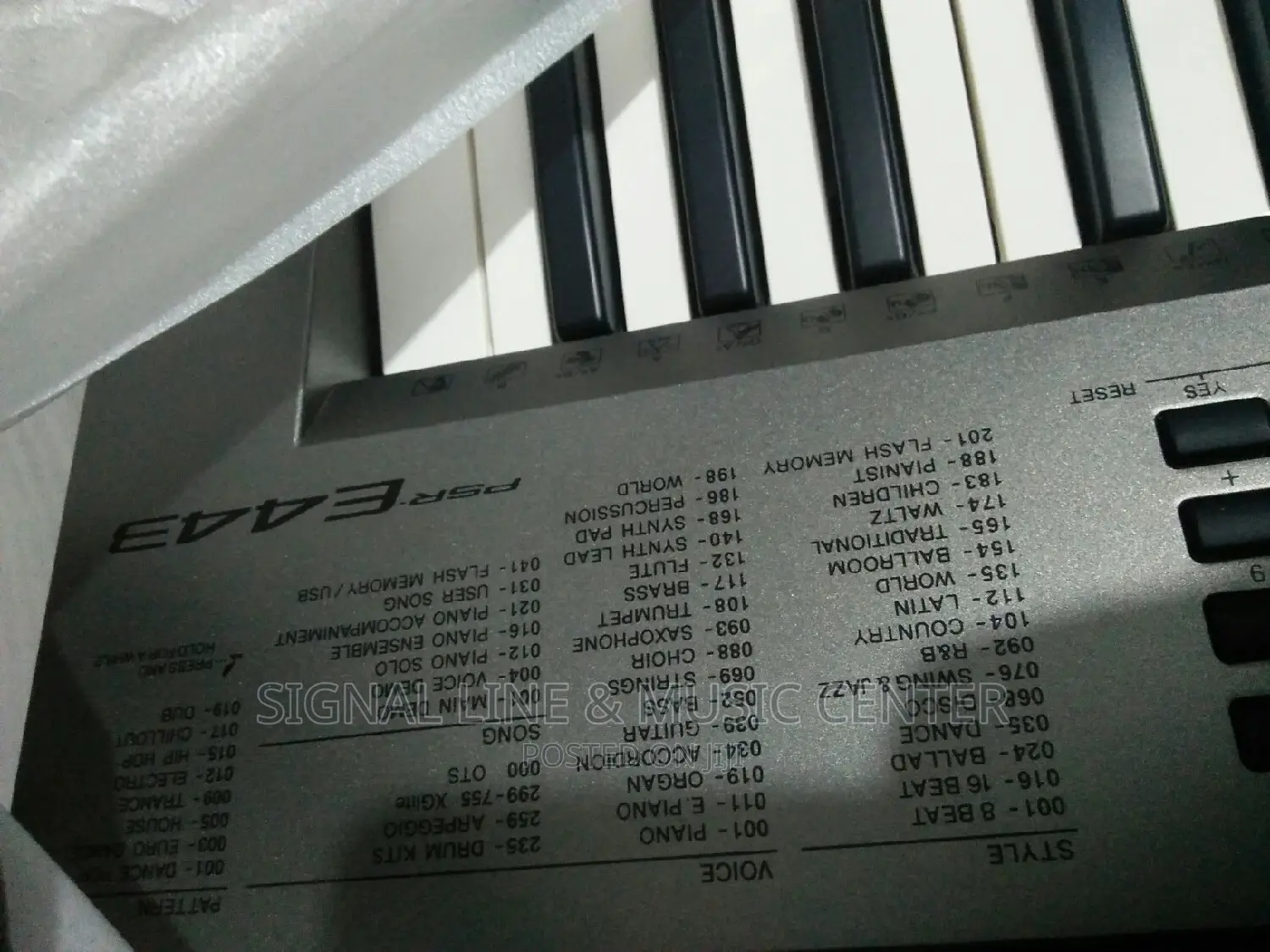 Yamaha Keyboard PSR E443 Uk Used