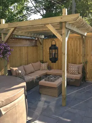 Pergola House Call