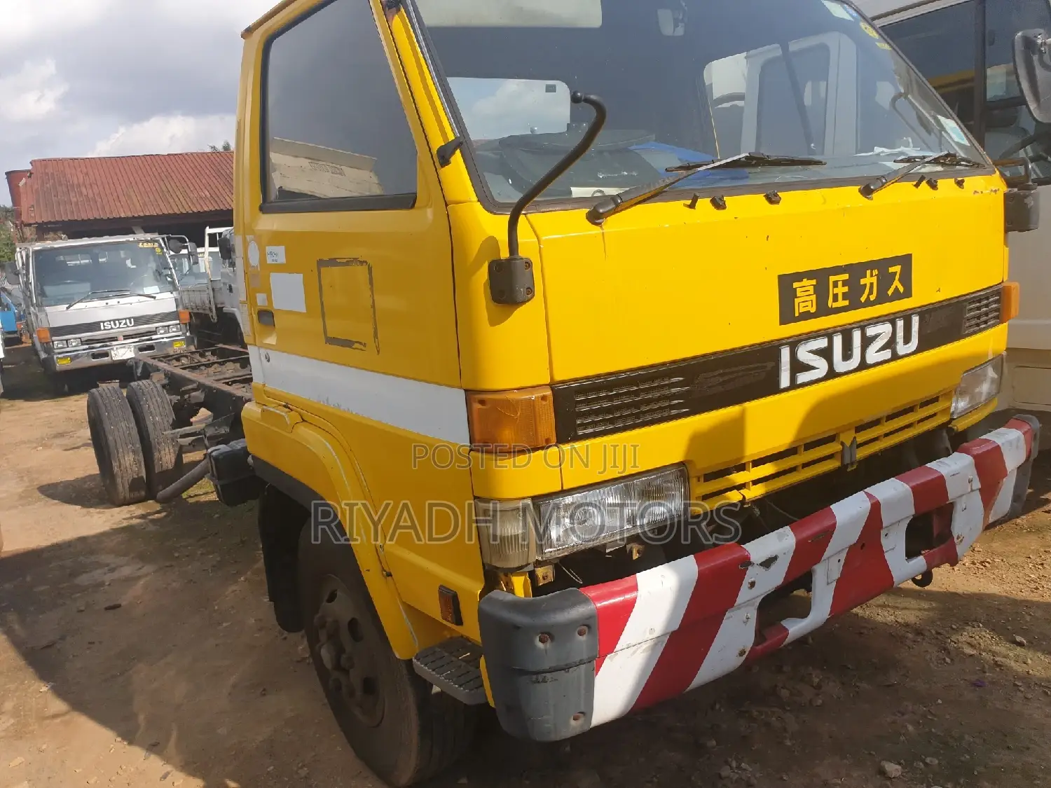 Isuzu Long Chassis