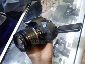 CANON EOS 700D Prof. Camera.