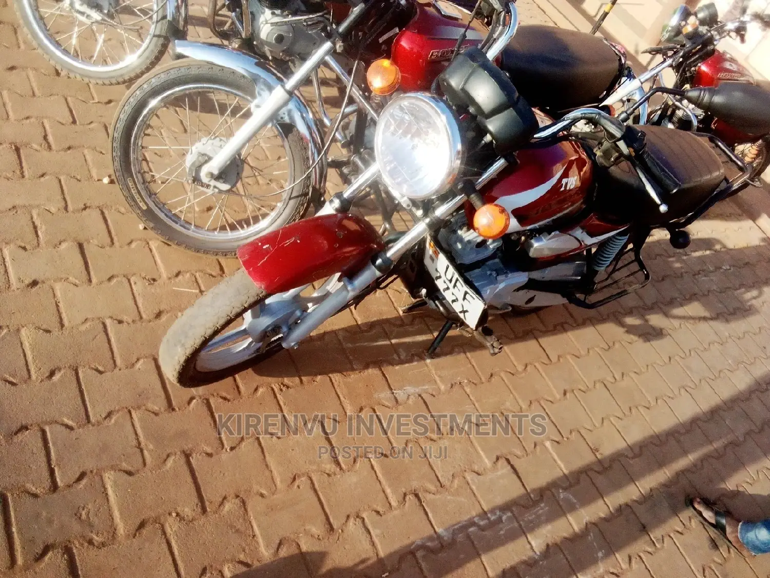 TVS Apache 180 RTR 2017 Red