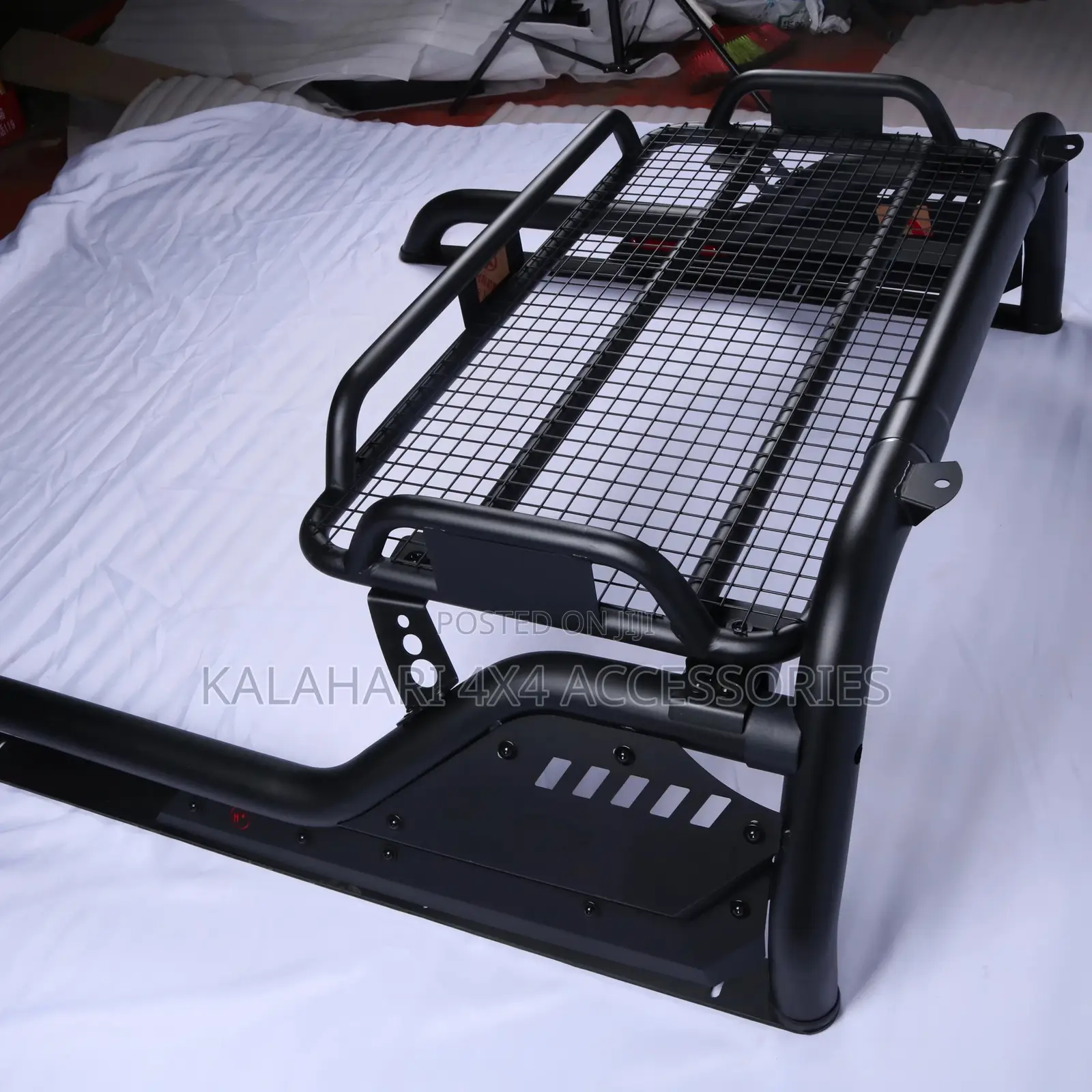All Weather Resistant Anti Roll Bar With Rack Hilux Ford