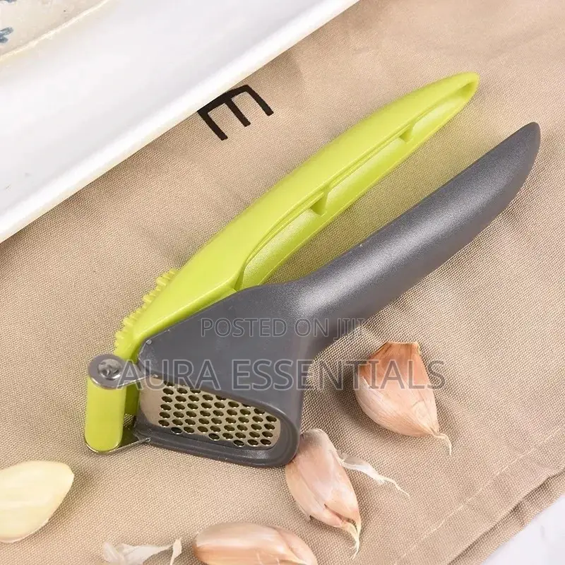 Kitchen Garlic Presser