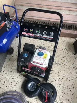 Honda Jet Washer With All the Accessories