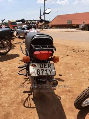Hyosung Comet 2020 Red