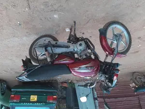 Gilera 150 Strada 2018 Red