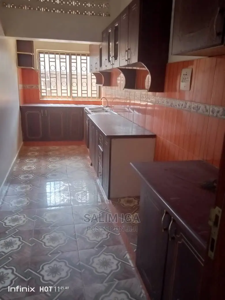 3bdrm Bungalow in Kololo Property, Central Division for Sale