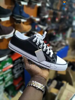 Original Allstar Black and White Size 38-45
