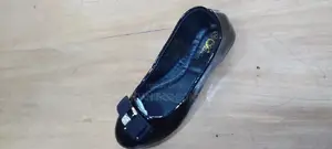 Girls Pump Shoes-Black