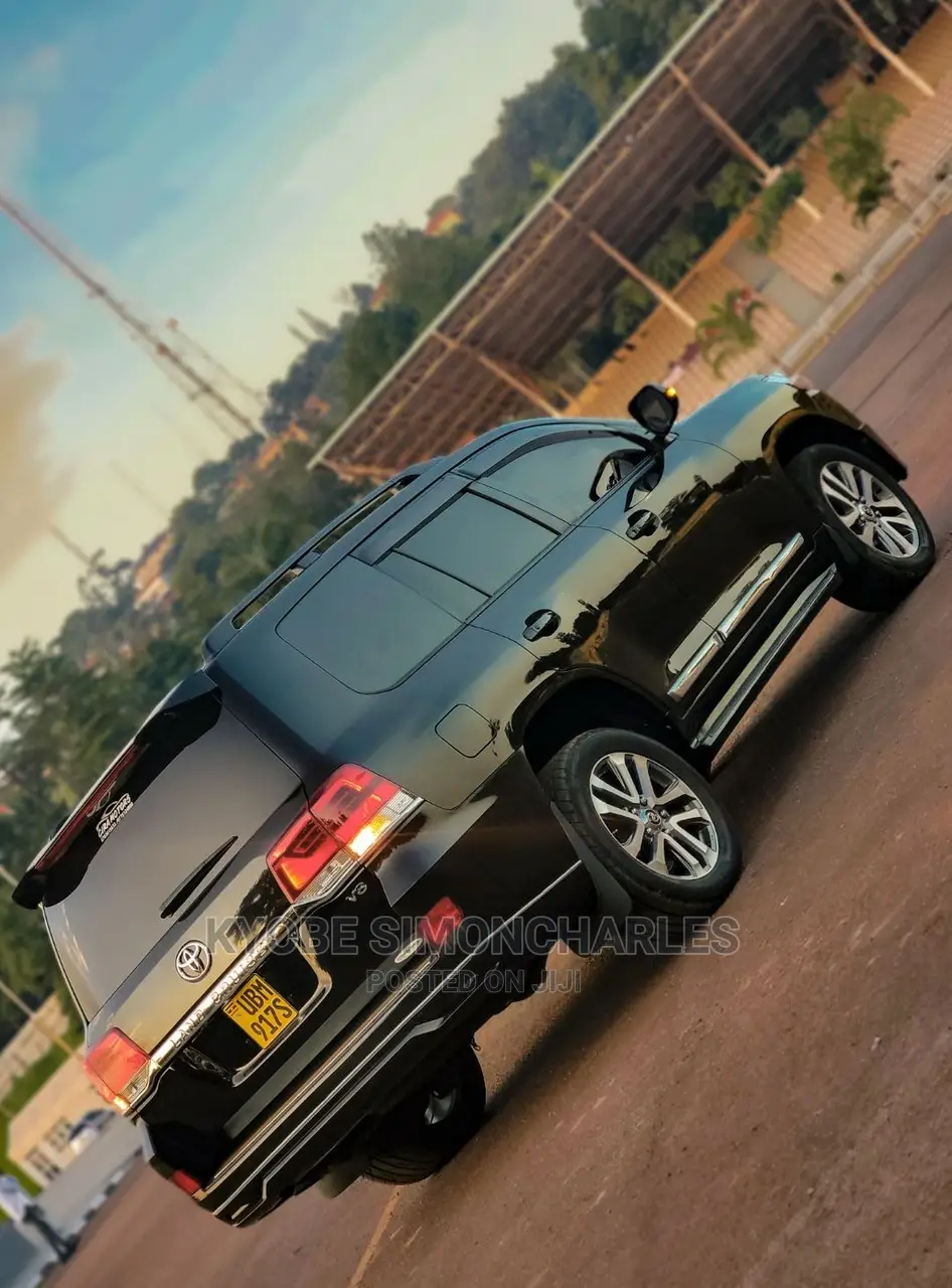 Landcruisers For Hire