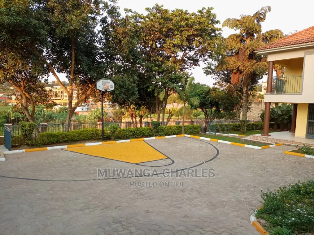 4bdrm Duplex in Fs Properties Ltd, Central Division for Sale