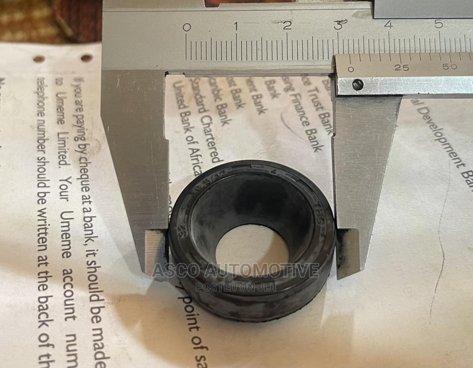 Engine Top Cover Seals 4D56 NEW 4M41. Fuel Line DID Engines in Central