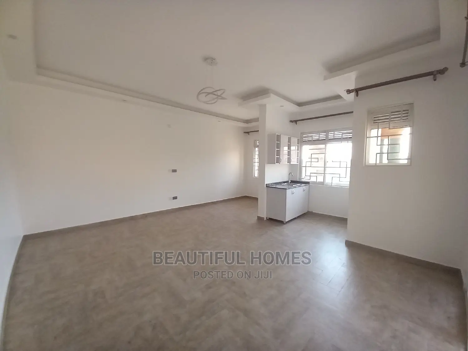 Furnished 6bdrm House in Kira for Sale