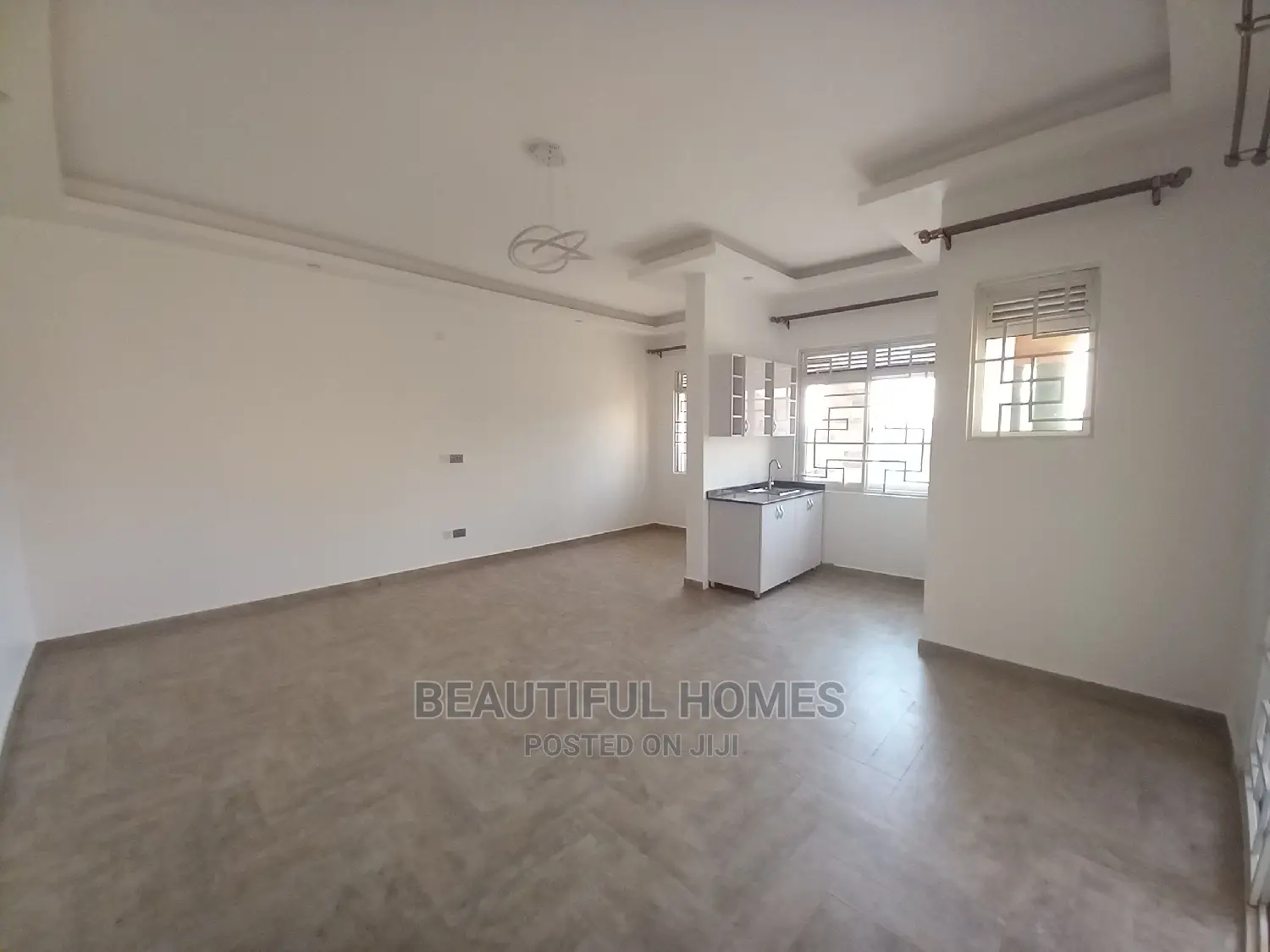 Furnished 6bdrm House in Kira for Sale