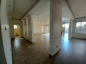 Furnished 6bdrm Mansion in Kira First Class for Sale
