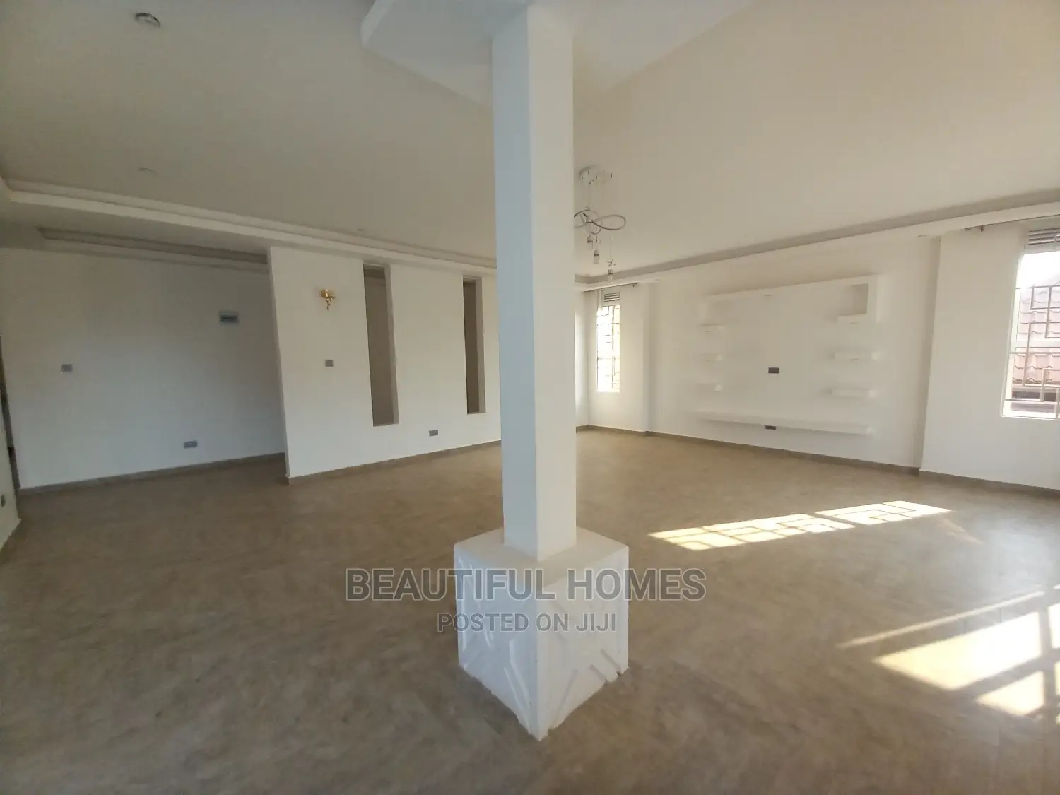 Furnished 6bdrm Duplex in Kira Upscale for Sale