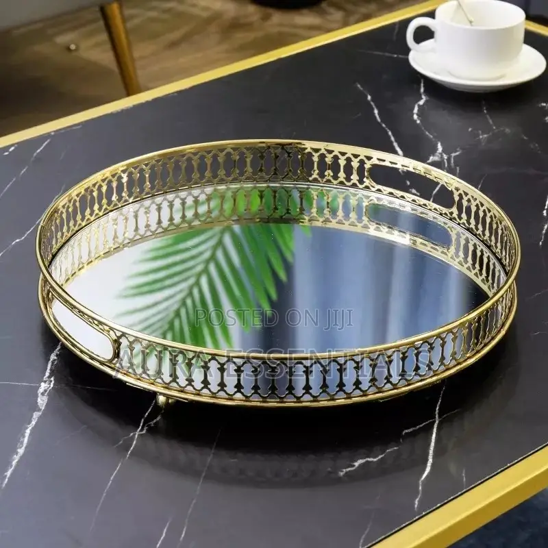 Golden Mirror Tray- Circle