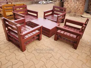 Pallet Chairss