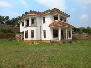 Furnished 5bdrm House in Kira for Sale